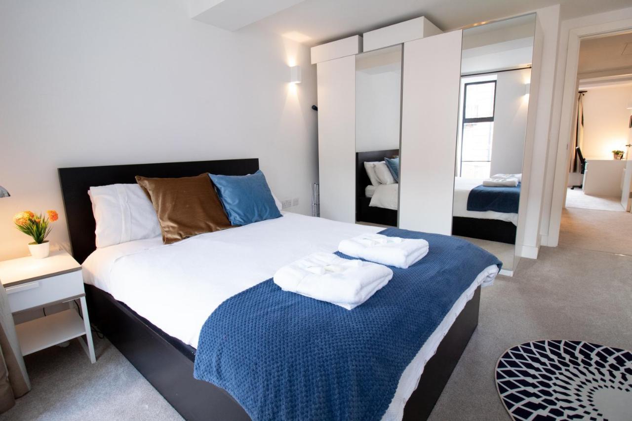 The New52 Oxford By 360Stays - Bespoke 2 Bed Luxury Apartment In The Heart Of Oxford City Centre With Parking Екстериор снимка